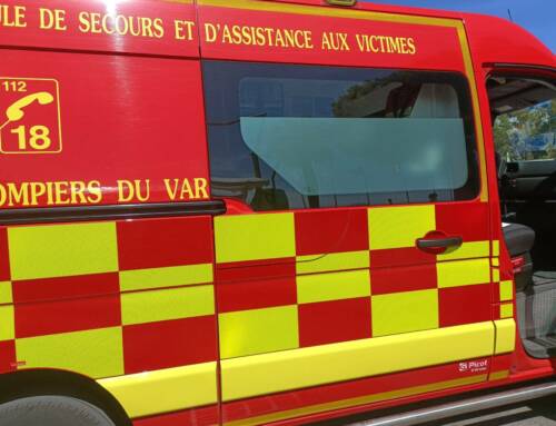 Port Grimaud : un bateau de 16 m en flammes