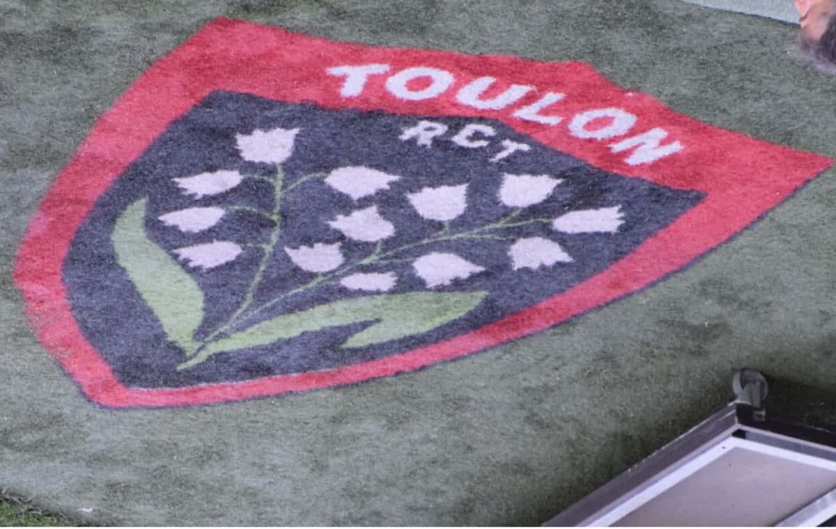 RCT TOULON victoire Toulon Bath Champions Cup RCT joueurs Bleus tournée Nouvelle-Zélande Gabin Villière forfait Mathis Ferté RCT RCT Bayonne Top 14 défaite barrage Castres Mayol Toulon Castres Top 14 barrages blessures RCT match amical Perpignan