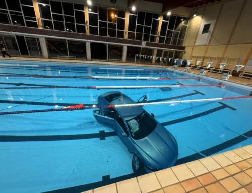 Accident à La Ciotat : une voiture finit dans la piscine municipale