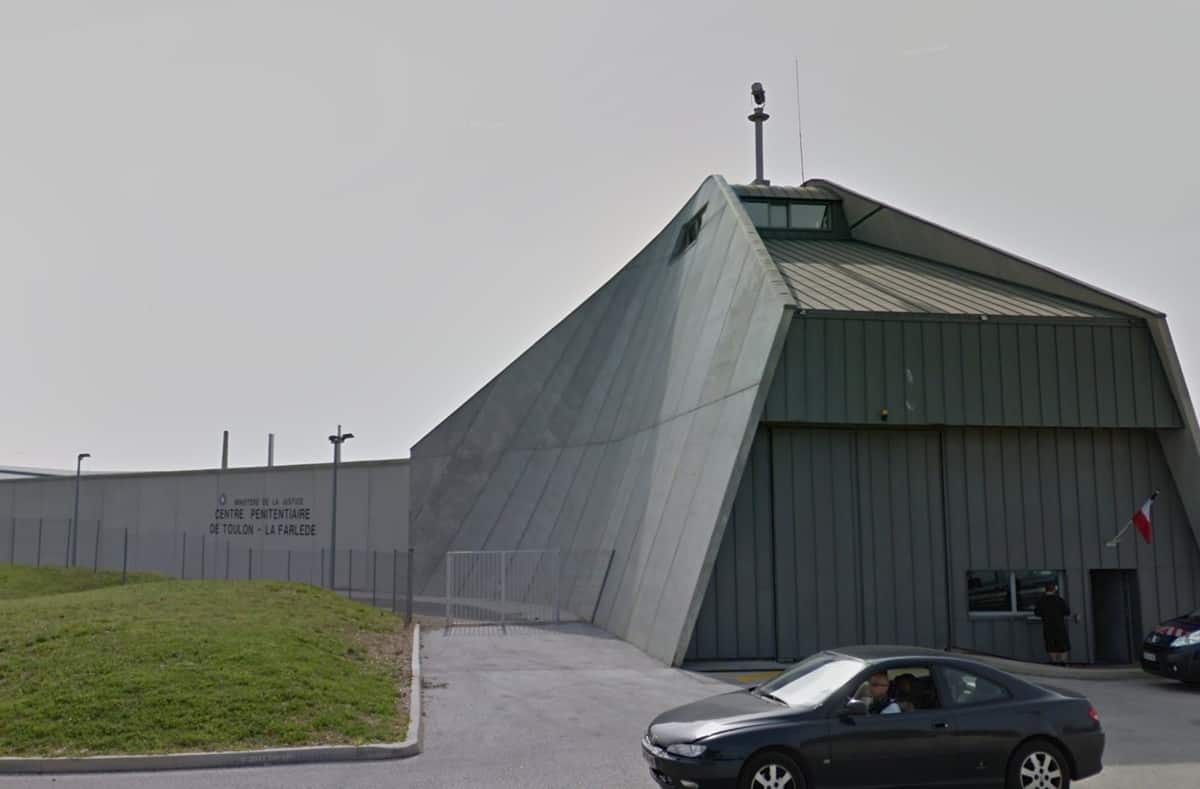 Attaque prison Toulon prison toulon la farlede Attaques surveillants Tarascon Meaux prison La Farlède