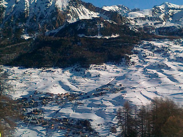 vars skieuse morte Vars Coupe du monde ski vitesse Vars 2025