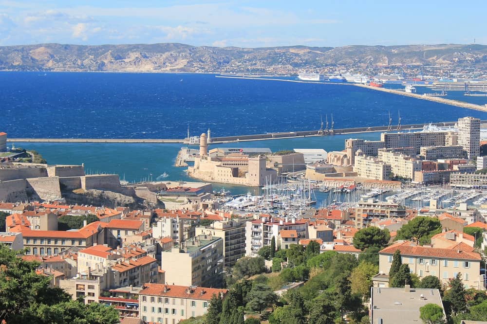 MARSEILLE VUE Marseille Basile Boli 1er Mai Marseille altercation à Marseille Marseille soutient l'innovation étudiante marseille moins polies Marseille ville impolie Marseille en Grand Marseille commerçants violence