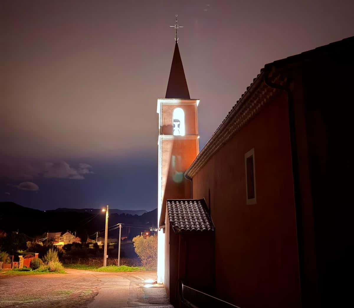 eglise sainte anne du castellet Eglise Sainte Anne / Ville du Castellet