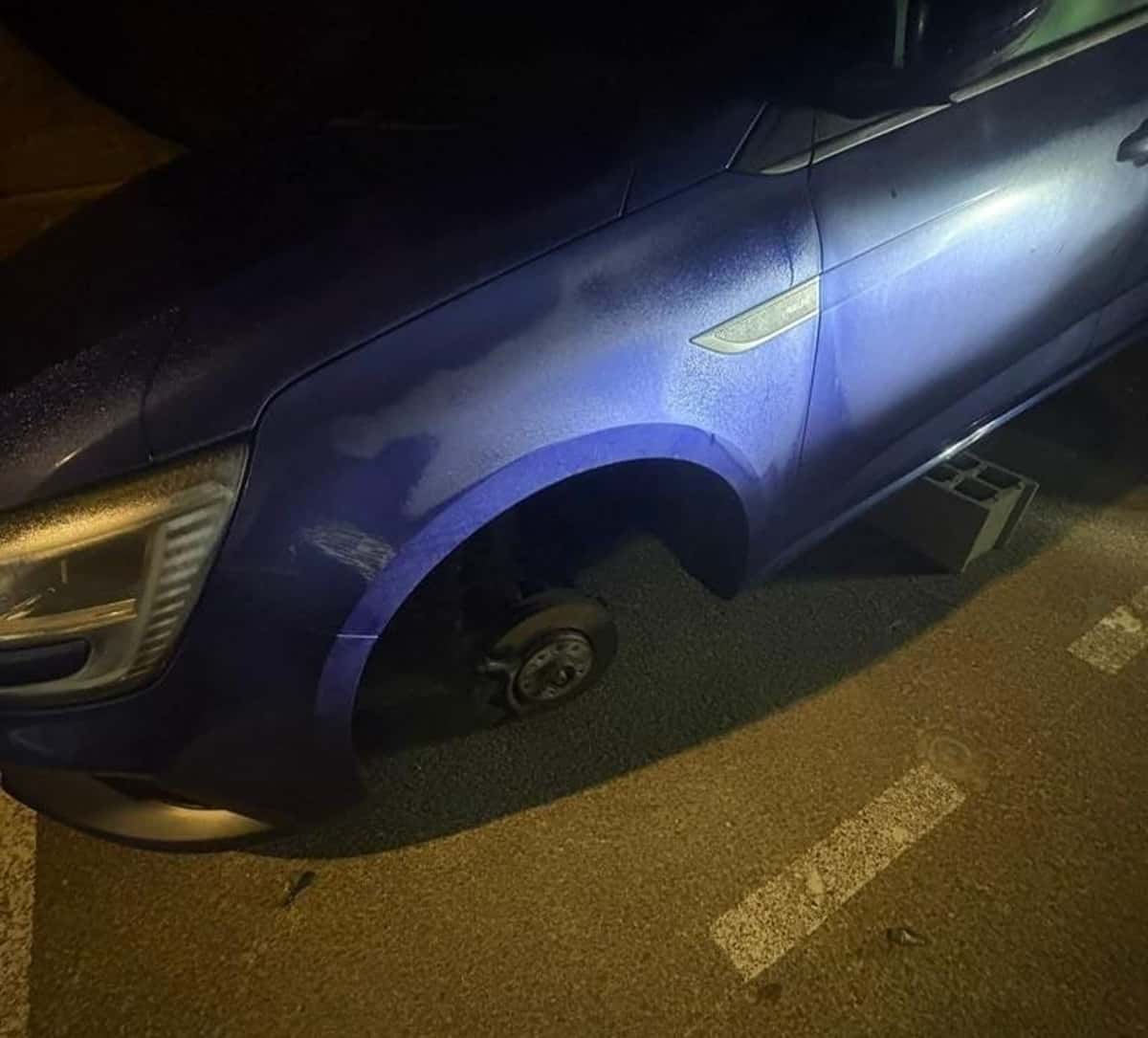 vol de roue a saint cyr